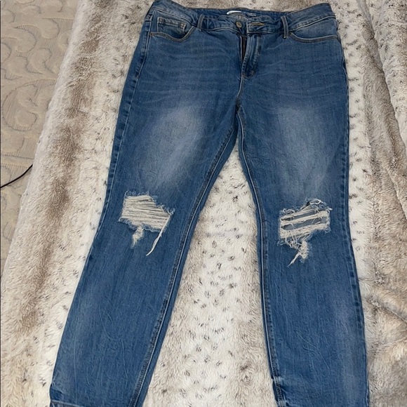 Old Navy Power Straight High rise distressed‎ jeans - Picture 1 of 9